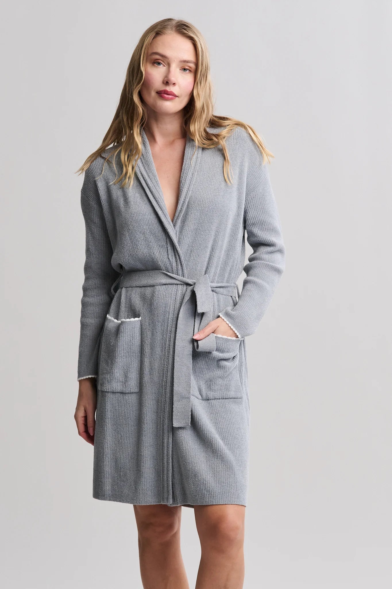 Barefoot Dreams Contrast Scallop Ribbed Robe in Pearl or Moonbeam