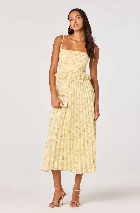 astr the label midi dress Women's Pellagia Sweetheart Neck Tie closure at back ASTR The Label Celestine Flutter-Sleeve