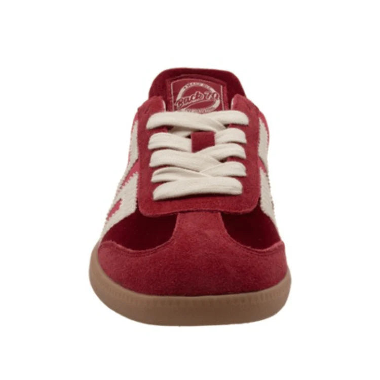 Back 70 Easter W26 Velvet Red Milk