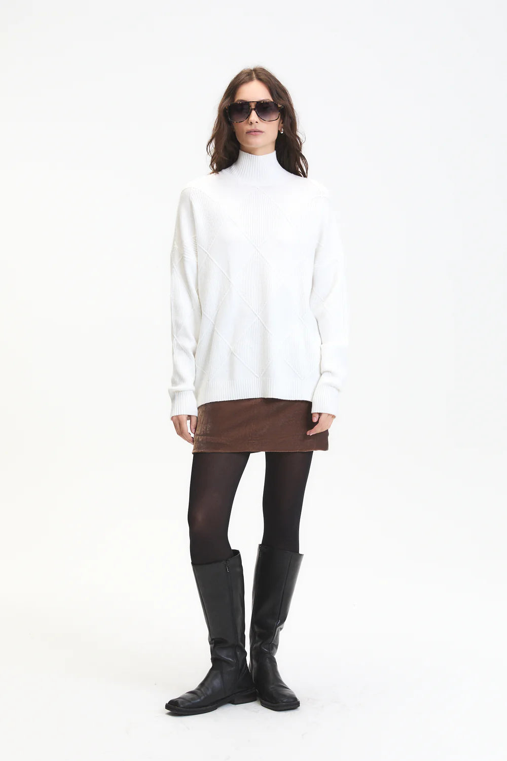 DELUC Asher Turtleneck Sweater in Ecru or Light Grey
