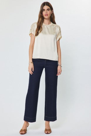 Sonia Shirred Detail Short Sleeve Top in Ecru