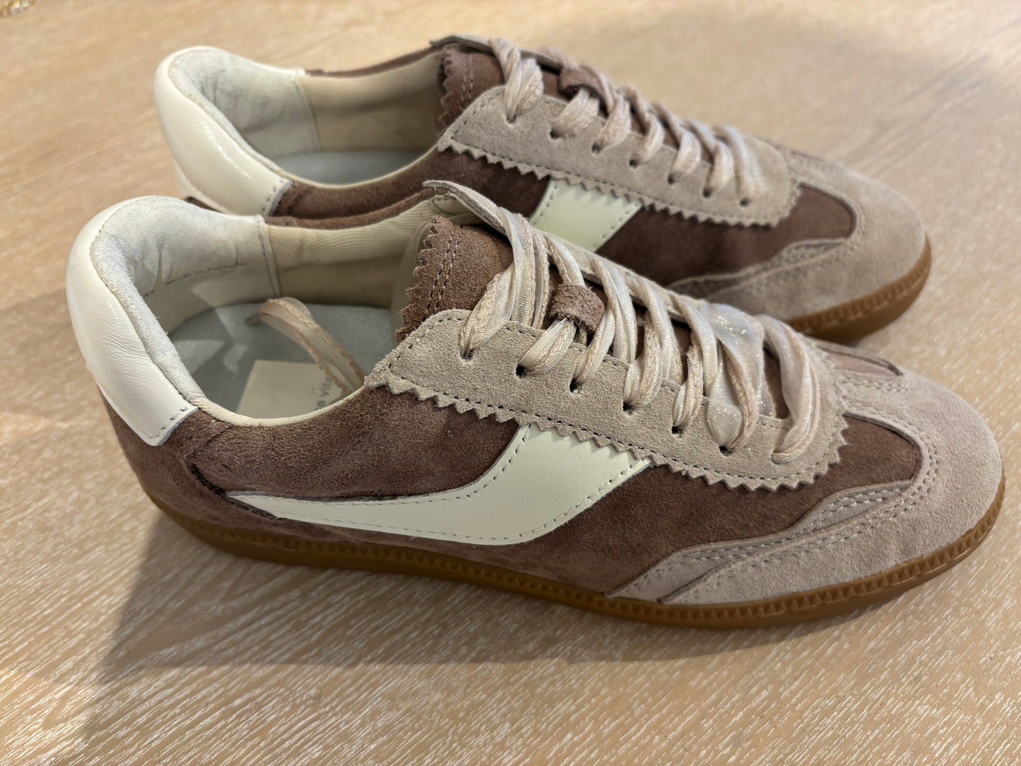 Dolce Vita Notice Taupe Sneaker