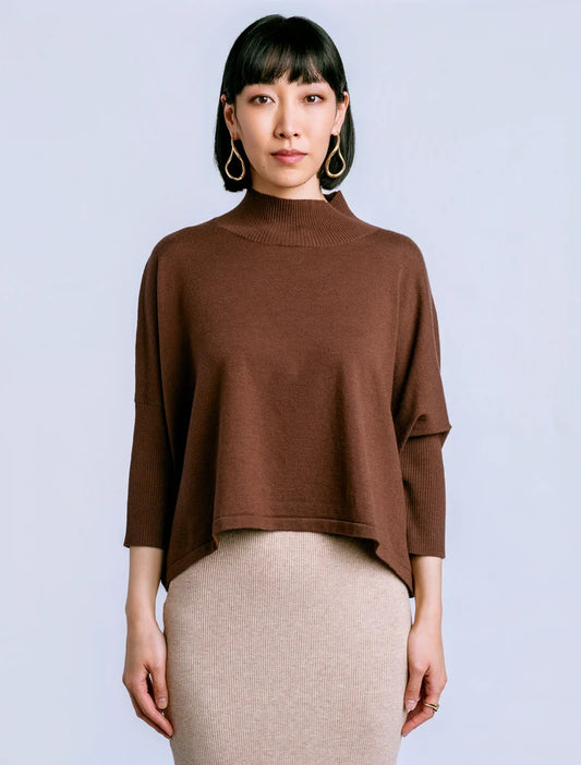 Kerisma Aja Ortho Solid Top in Licorice Root