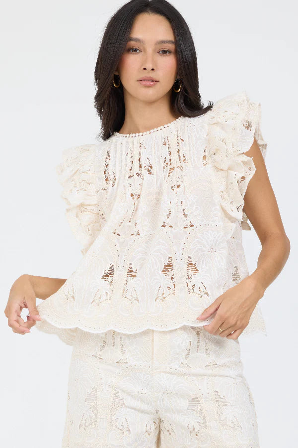 Stellah Hanna Ruffle Sleeve Embroidery Top